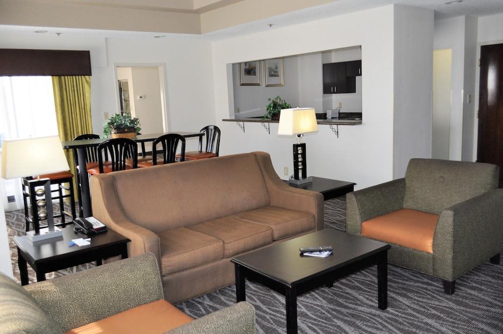 Comfort Inn Downtown Чарлстън Екстериор снимка