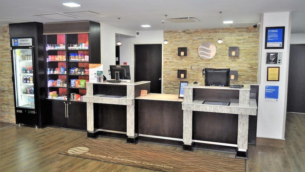 Comfort Inn Downtown Чарлстън Екстериор снимка
