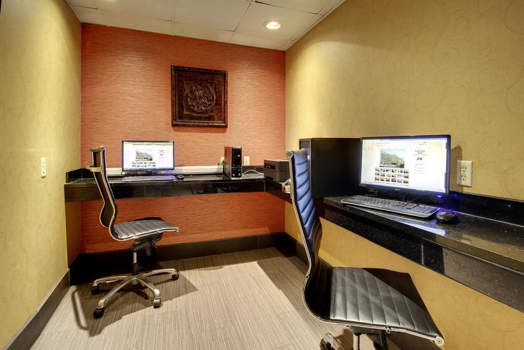 Comfort Inn Downtown Чарлстън Екстериор снимка