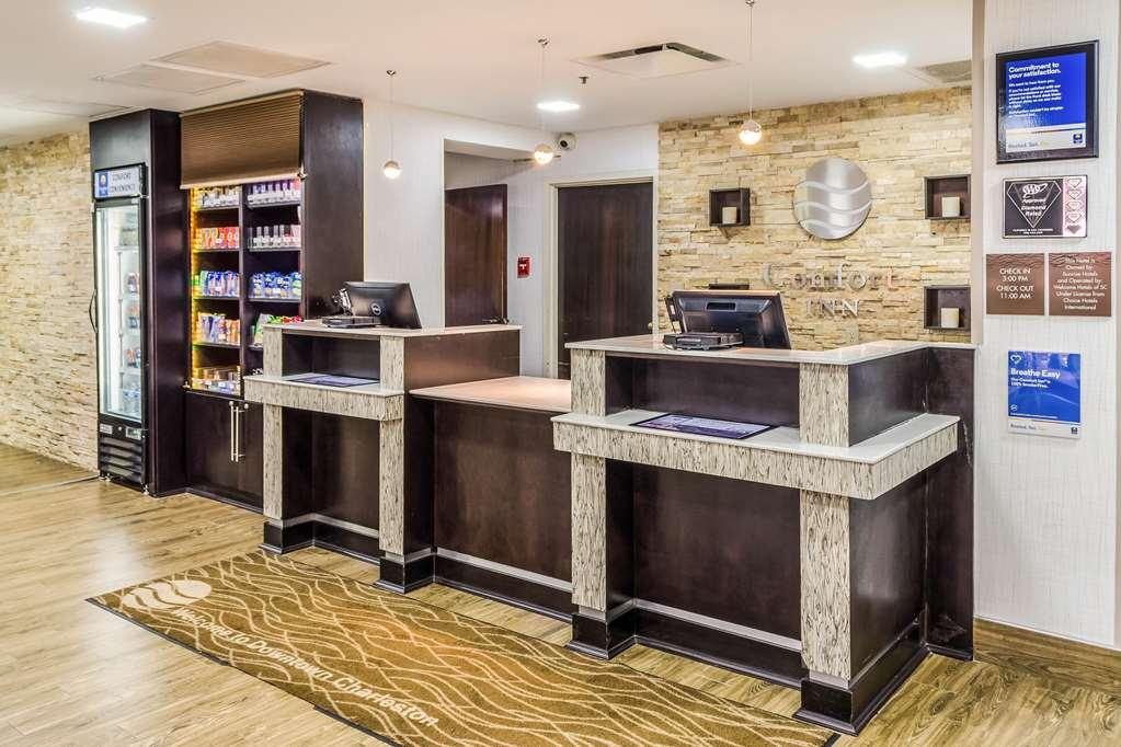 Comfort Inn Downtown Чарлстън Интериор снимка